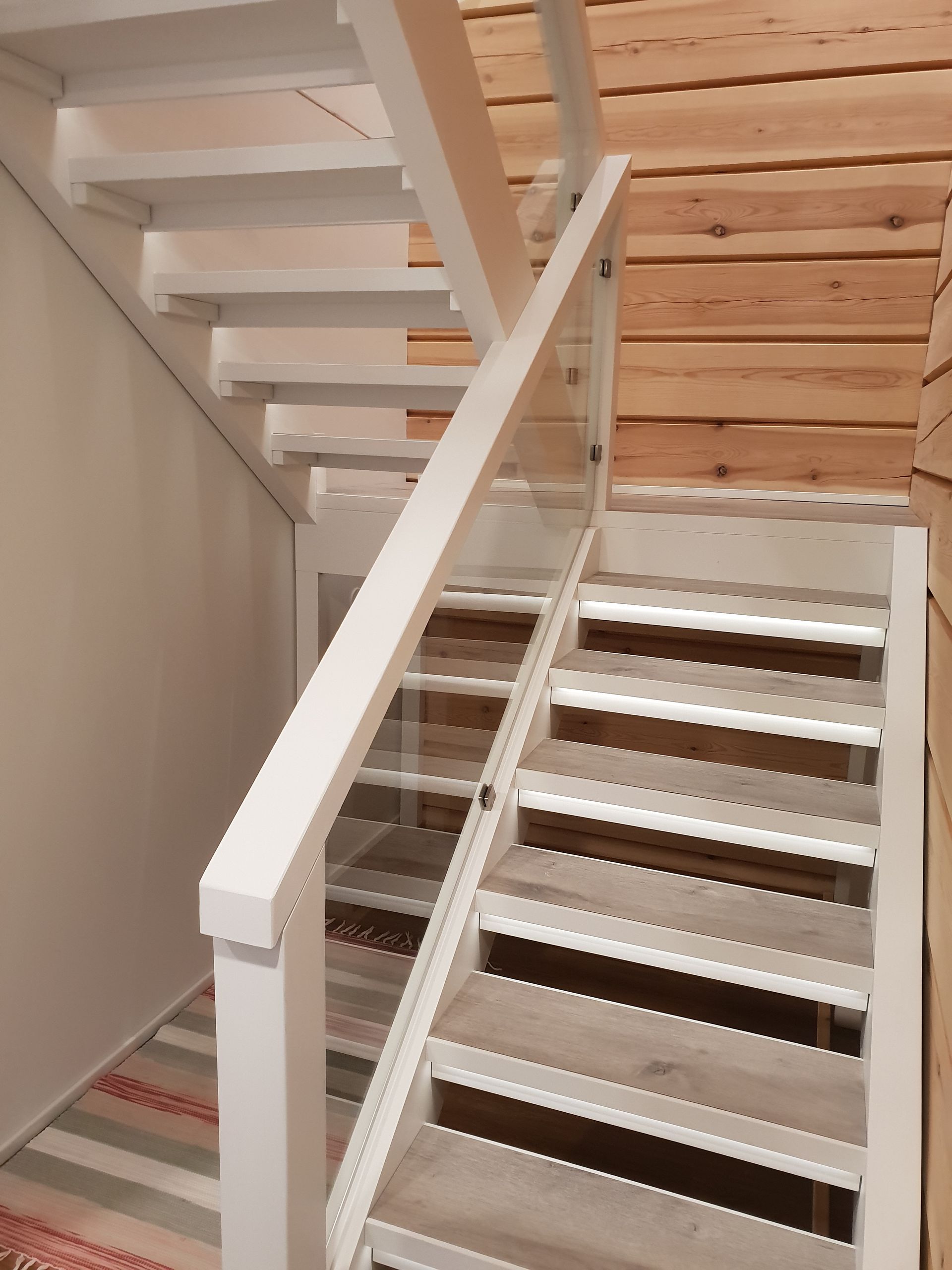 Puusepänliike Esko Leinonen