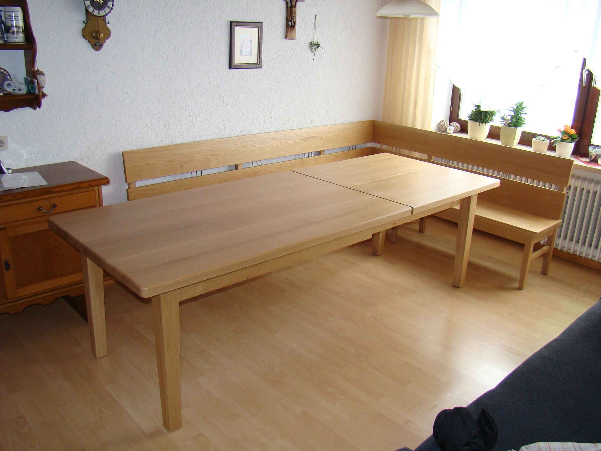 Möbelbau Essecke, Esstisch