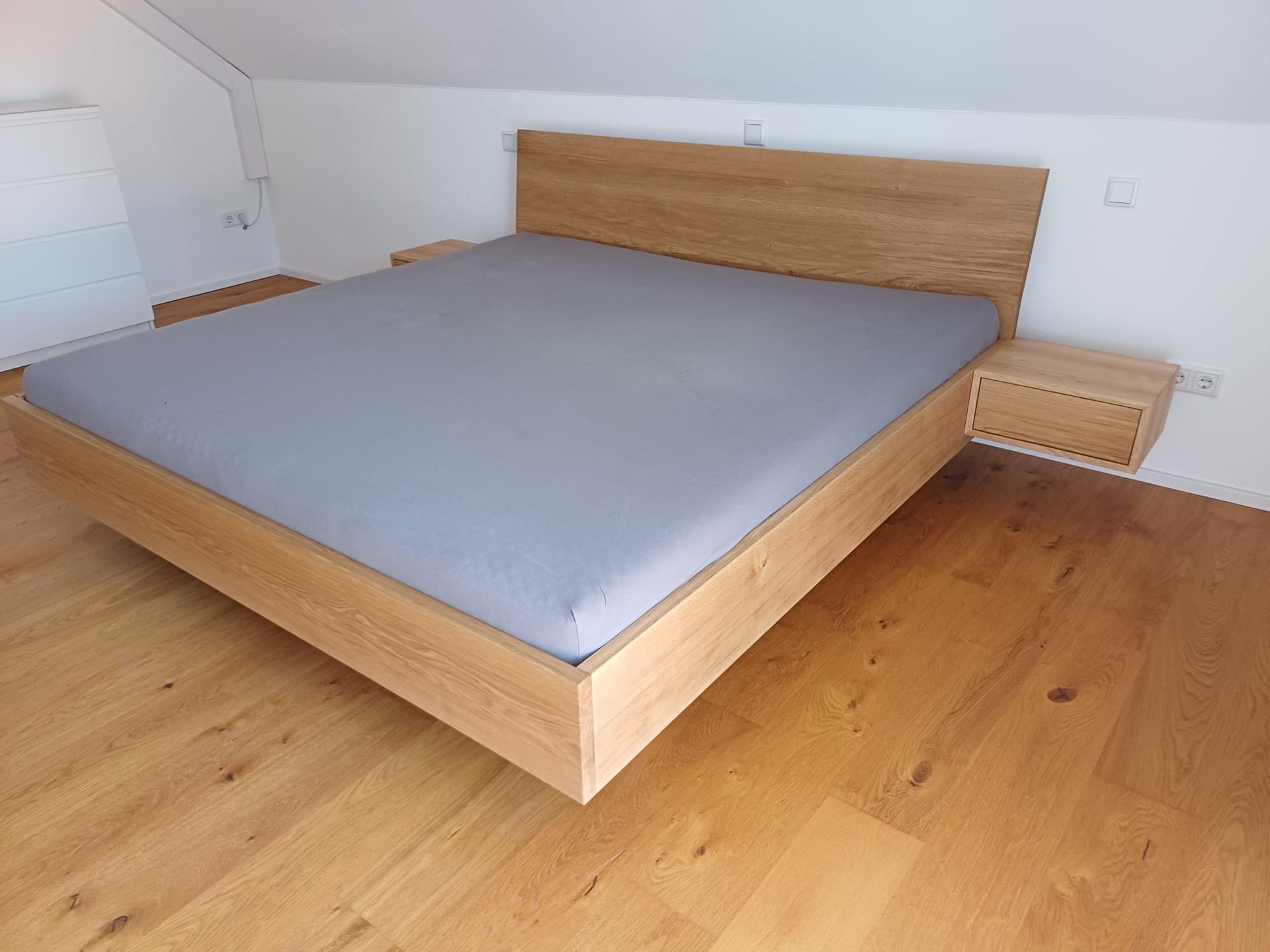 Möbelbau Bett