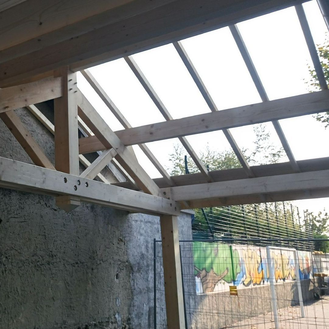 Construction d'une charpente pour abri de voiture