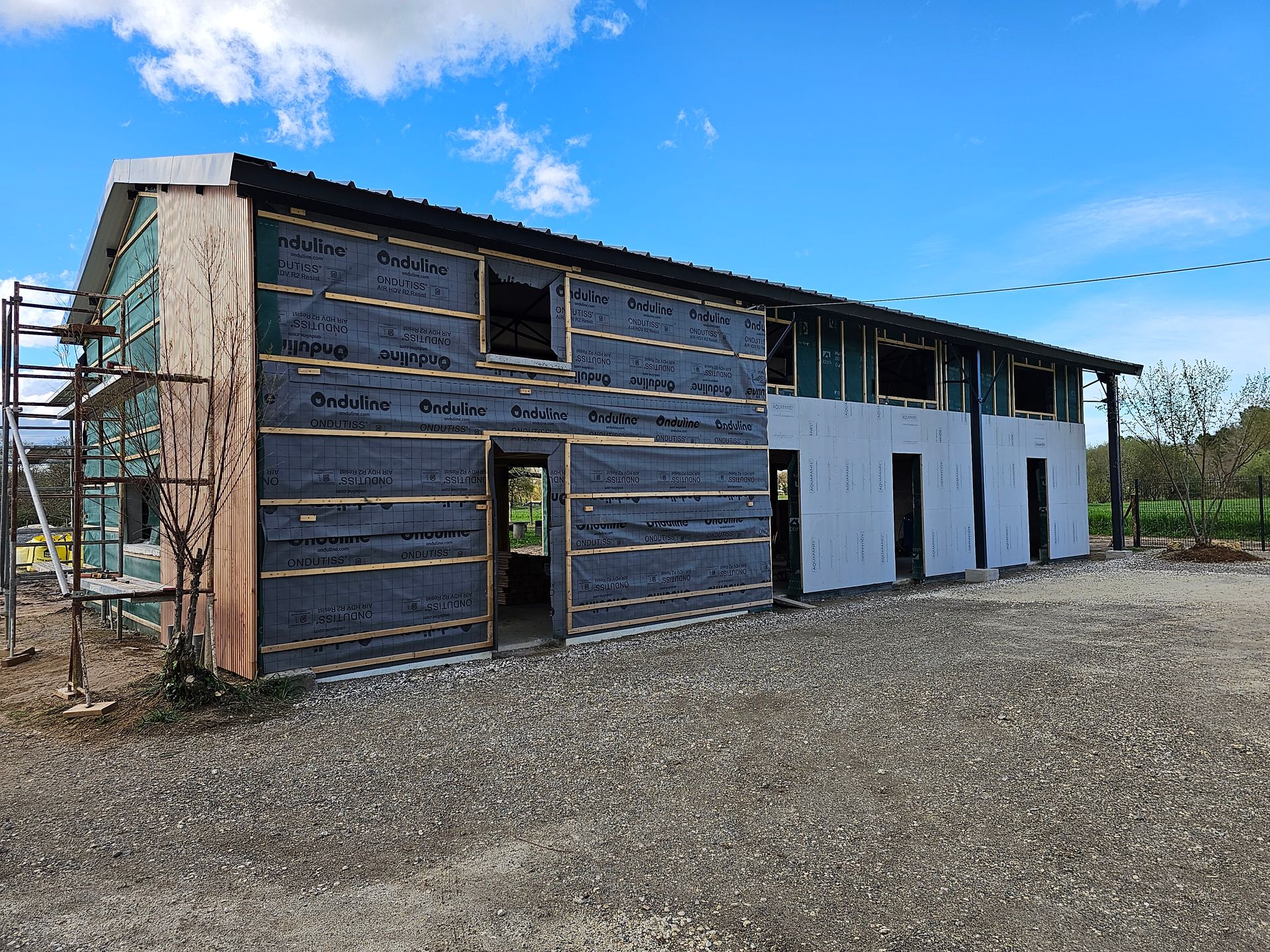 Construction d'un mur extérieur en bois