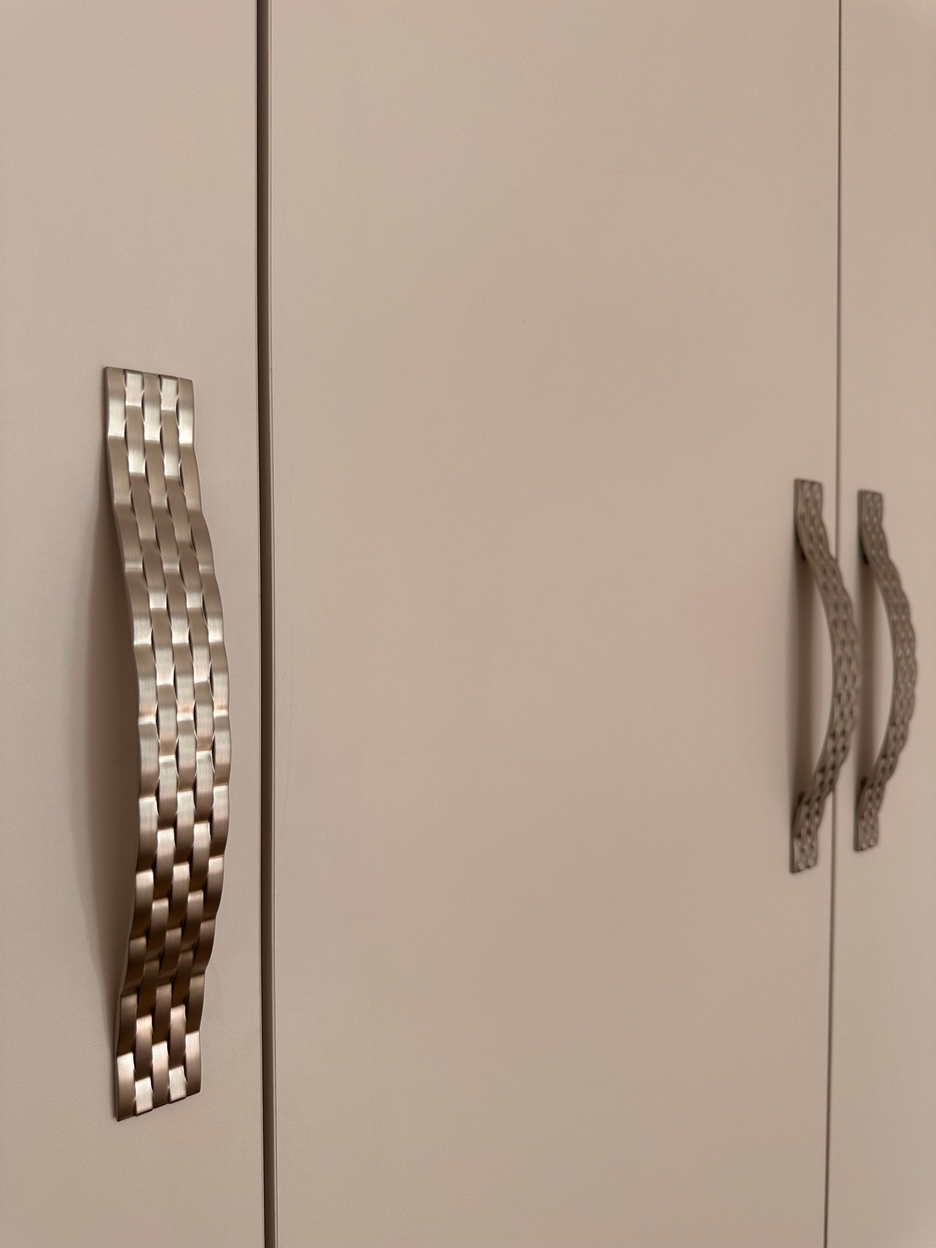 Poignées des portes d'un placard