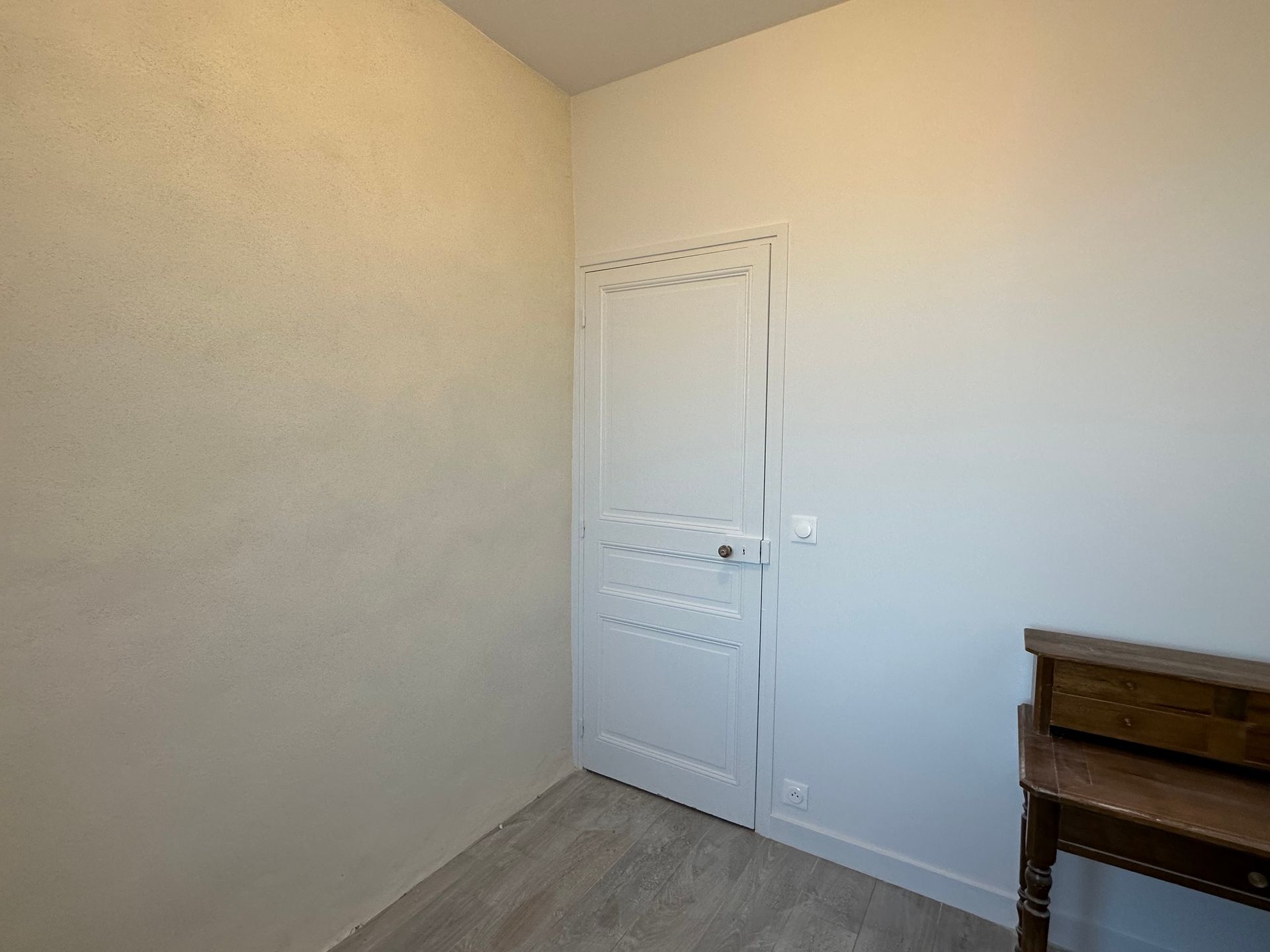 Murs intérieurs réenduits