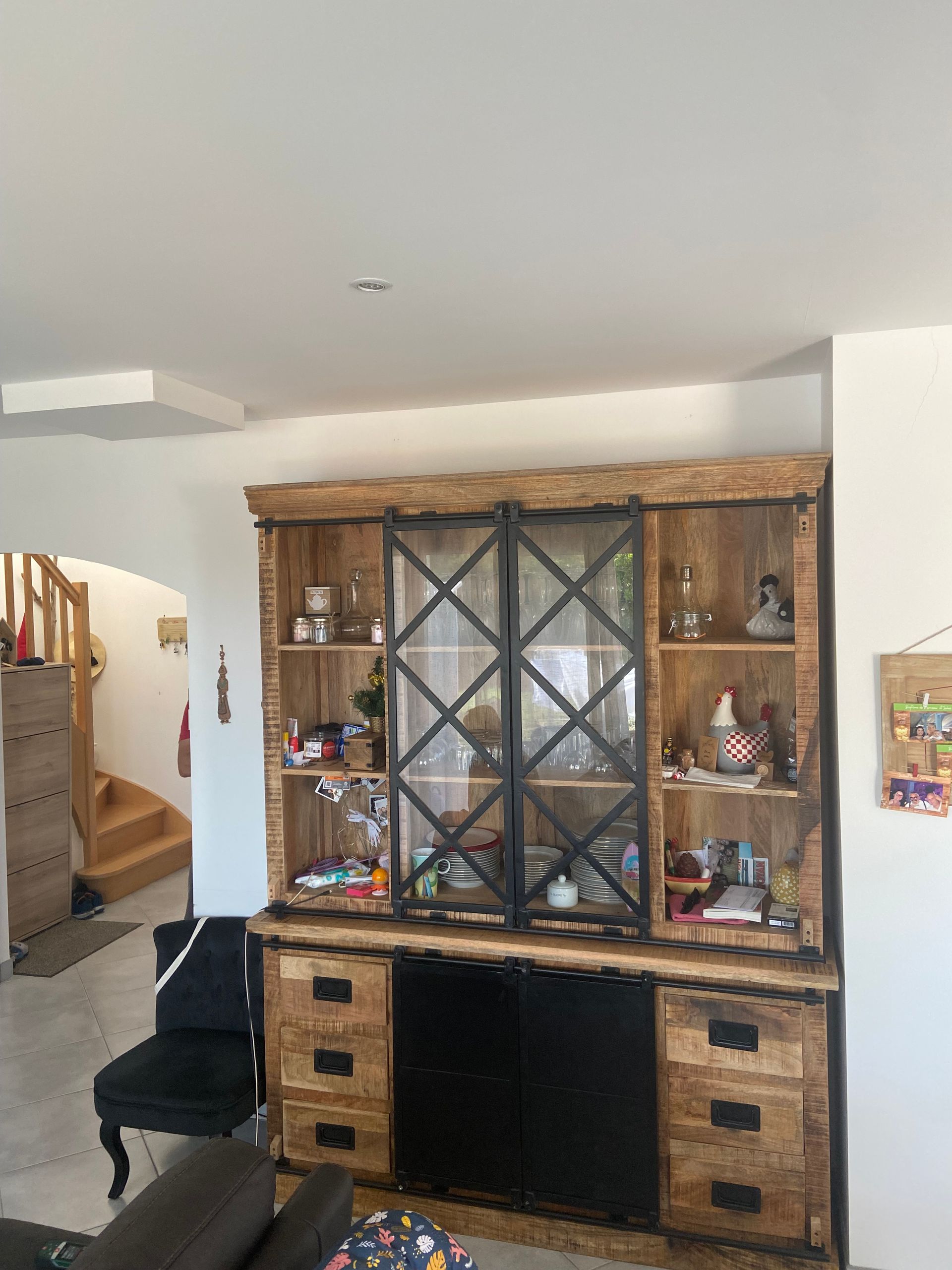 Grand buffet en bois