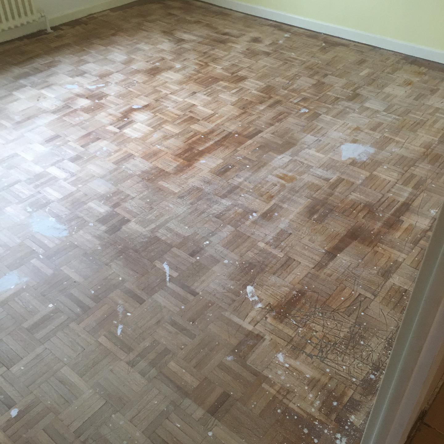 Parquet point de Hongris ancien