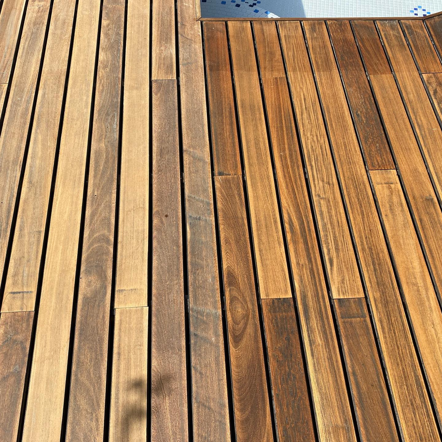 Terrasse en bois rénové