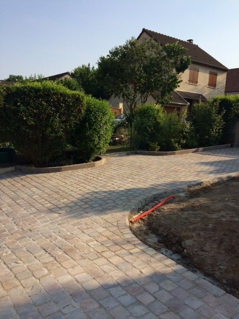 Pavage de l'allée d'une maison