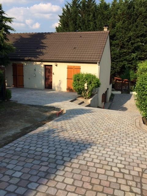 Pavage de l'allée d'une maison