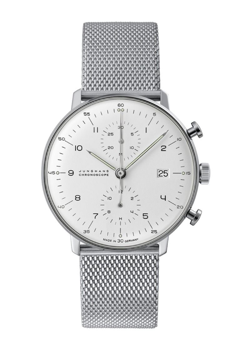 Silberne Armbanduhr mit Milanaise-Armband und weißem Zifferblatt auf schlichtem Hintergrund