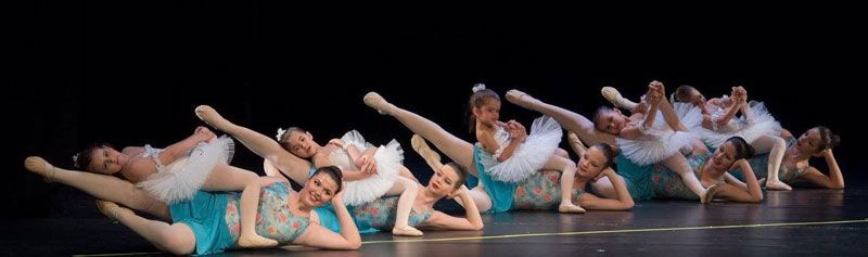 Pre-ballet junior – Μουσικοκινητική αγωγή - Σχολή χορού ΧΟΡΟΛΟΓΙΟΝ
