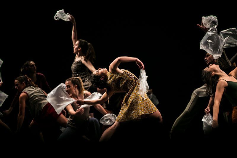 Σύγχρονο - Σχολή χορού ΧΟΡΟΛΟΓΙΟΝ