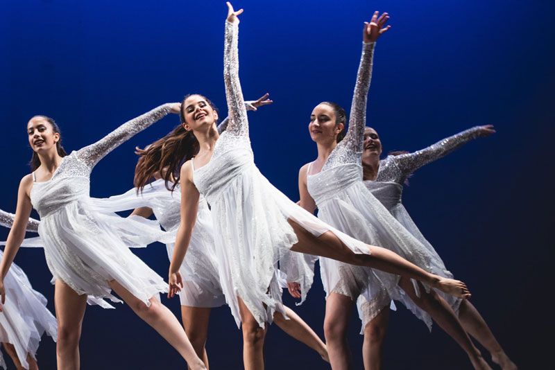 Σύγχρονο - Σχολή χορού ΧΟΡΟΛΟΓΙΟΝ