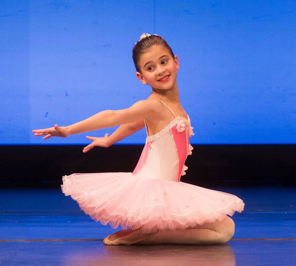 Pre-ballet junior – Μουσικοκινητική αγωγή - Σχολή χορού ΧΟΡΟΛΟΓΙΟΝ