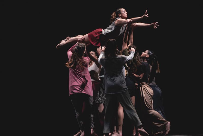 Σύγχρονο - Σχολή χορού ΧΟΡΟΛΟΓΙΟΝ