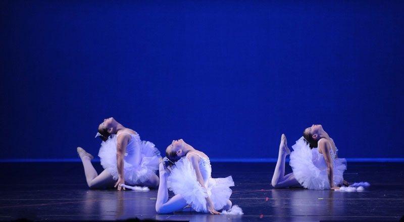 Παιδικό Barre-a-terre - Σχολή χορού ΧΟΡΟΛΟΓΙΟΝ