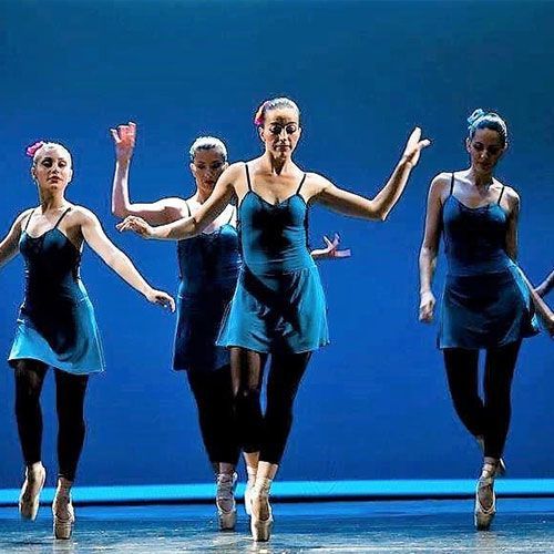 Τμήματα ενηλίκων Χορολόγιον