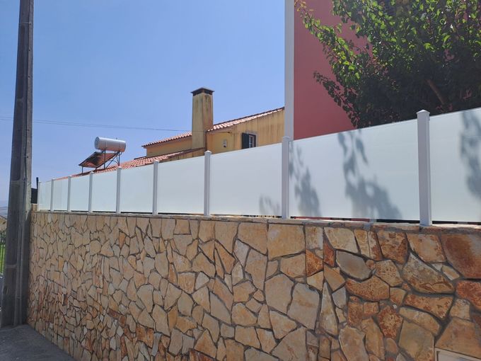Estrutural Sistemas em Alumínio e PVC em Mafra