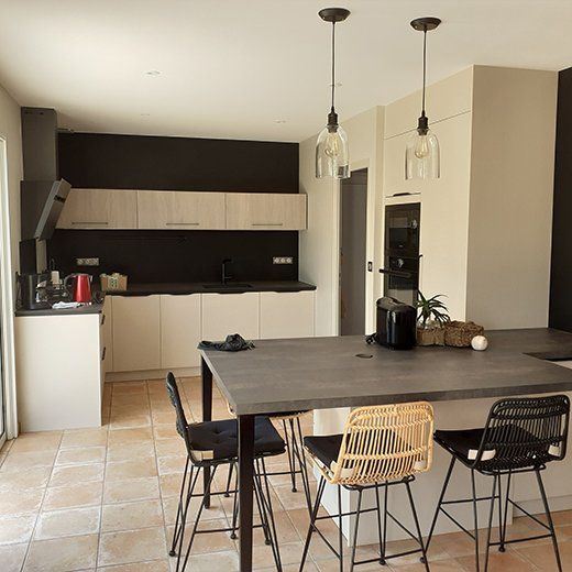 Cuisine noire et blanche