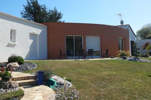 Peinture ocre mur extérieure