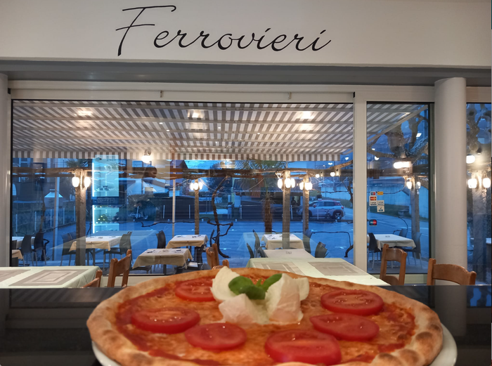 ristorante con veranda - Ristorante Pizzeria Ferrovieri