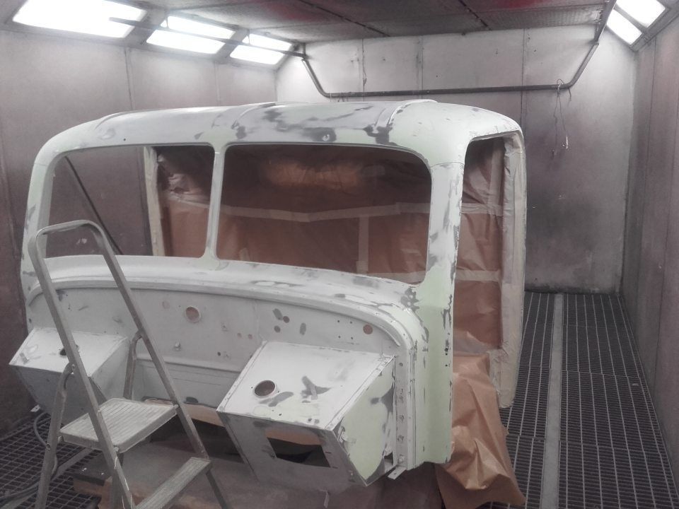 Autoservice Piterek Karosserie eines LKW