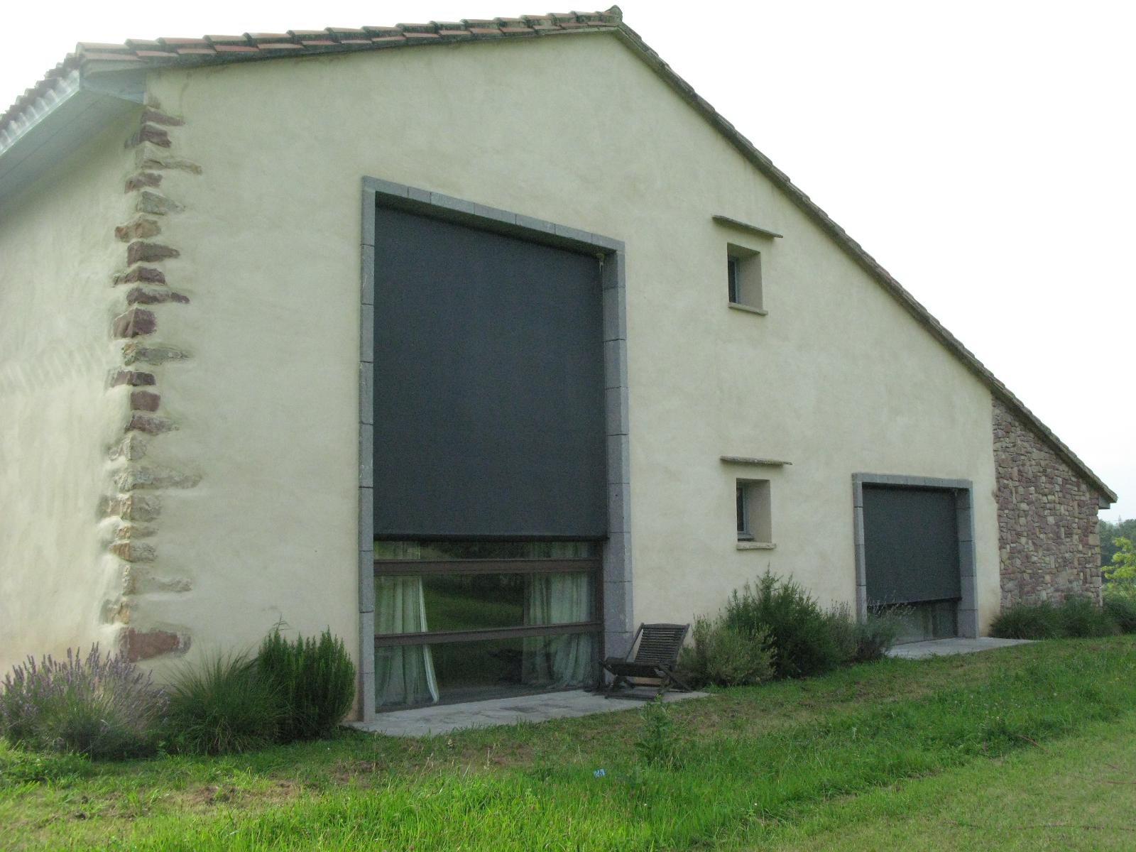 Store en toile dépliant vers le bas