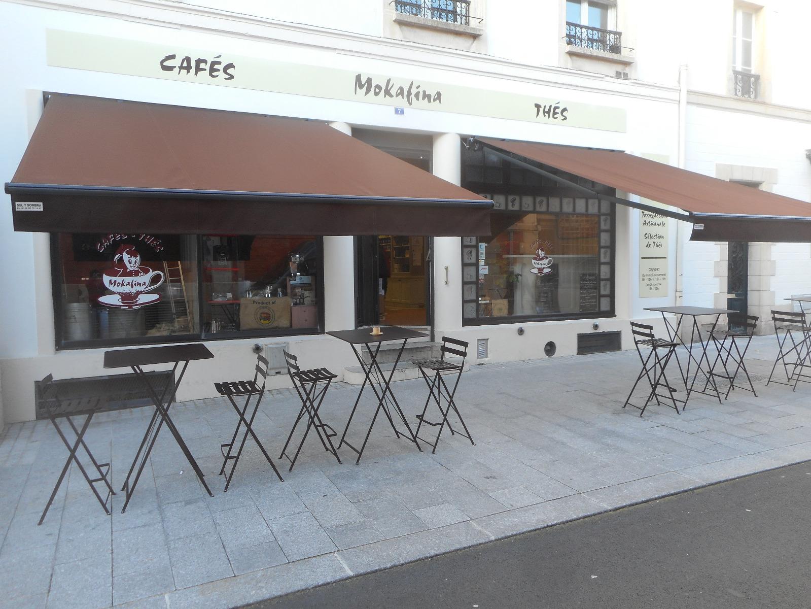 Store avec des tables