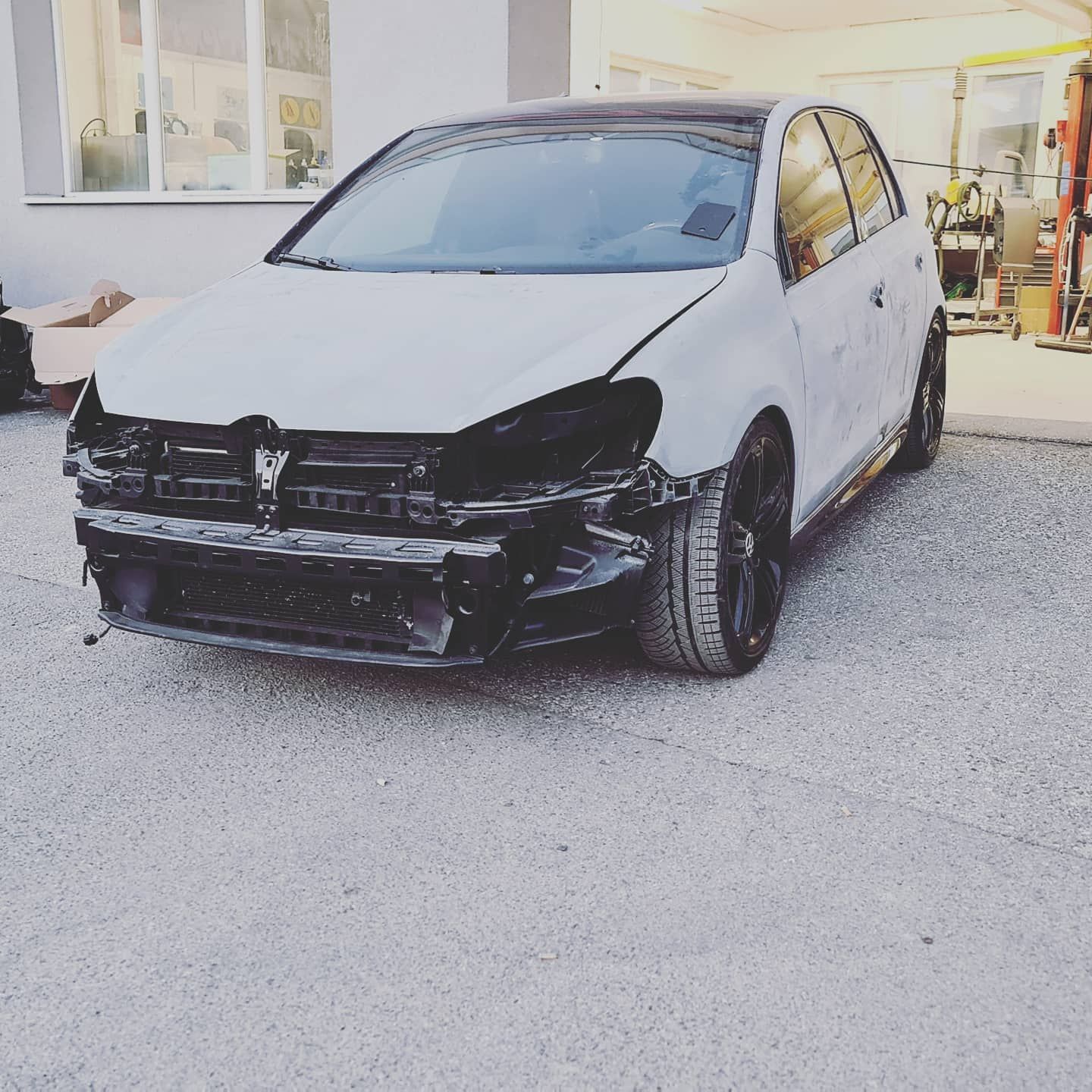 Carrosserie du Rhône Sàrl