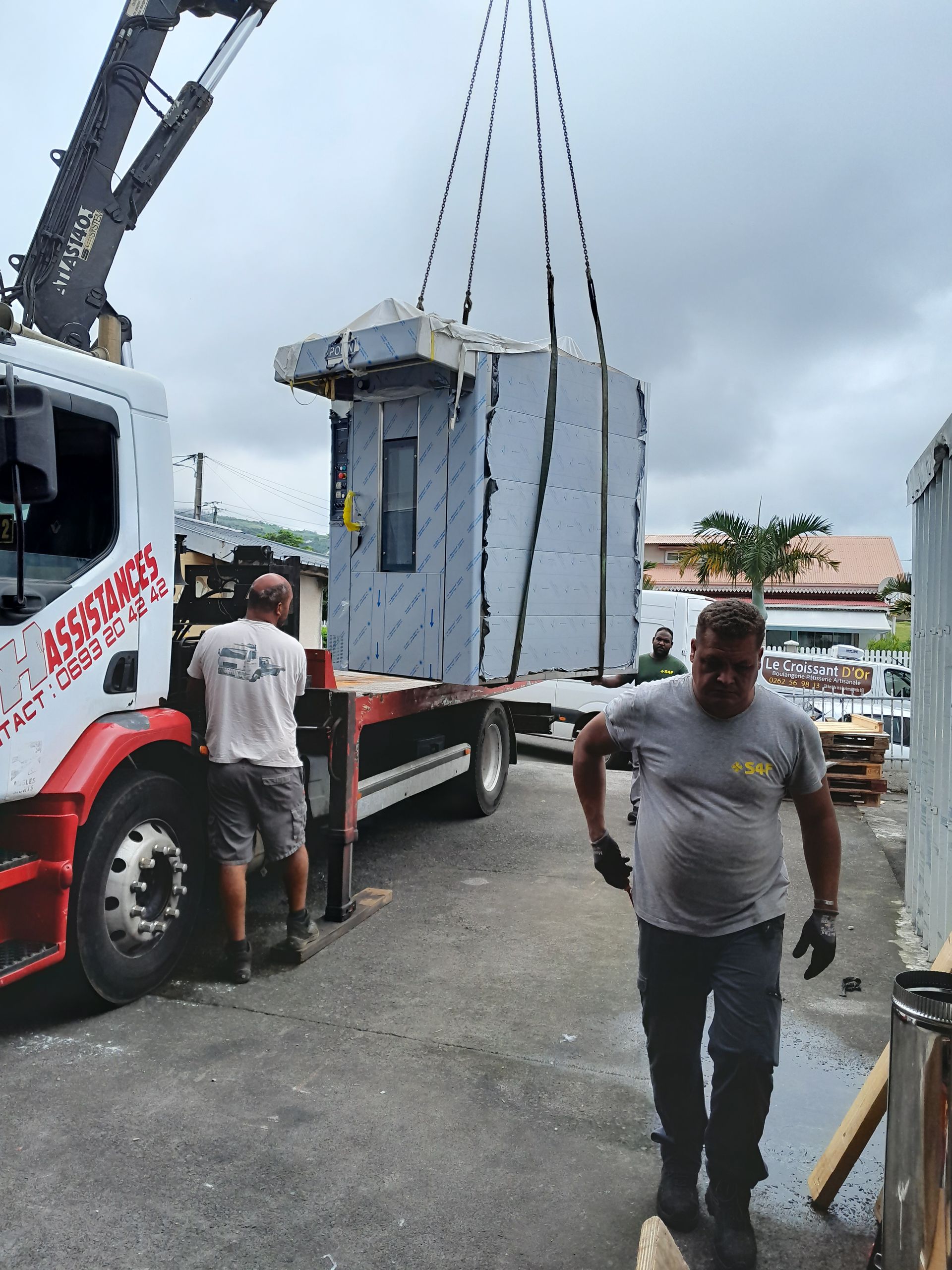 Installation d'un four rotatif pour les boulangers