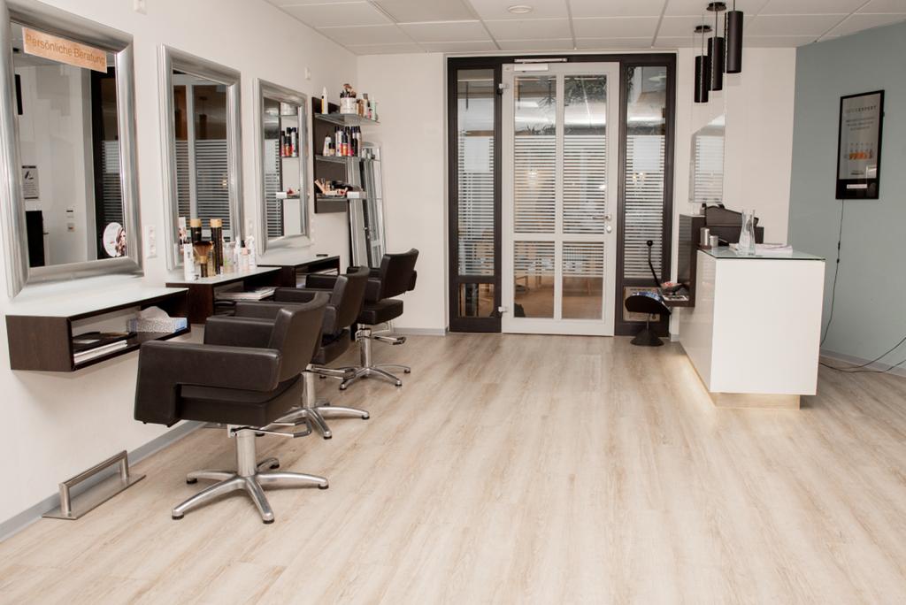 Sitzplätze Frisör Hauptsache