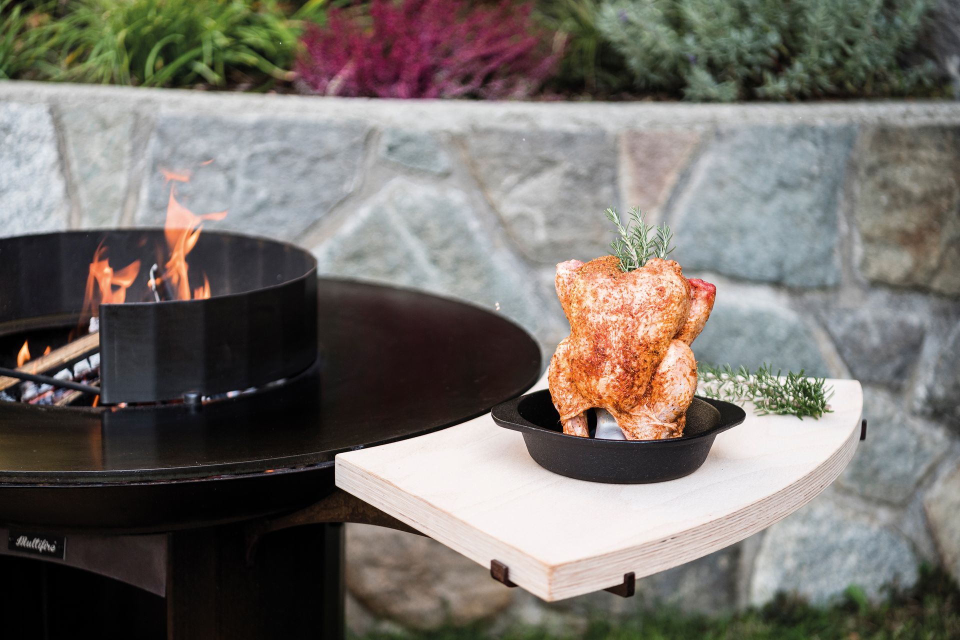 Fleisch auf Aromapfännchen mit Vierzackspieß von Martin Deuflhart