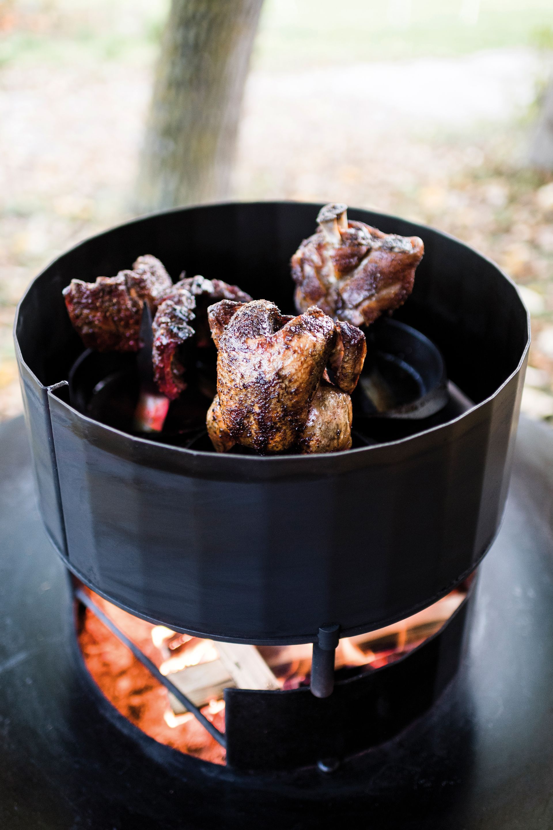 Fleisch im Brataufsatz von Martin Deuflhart