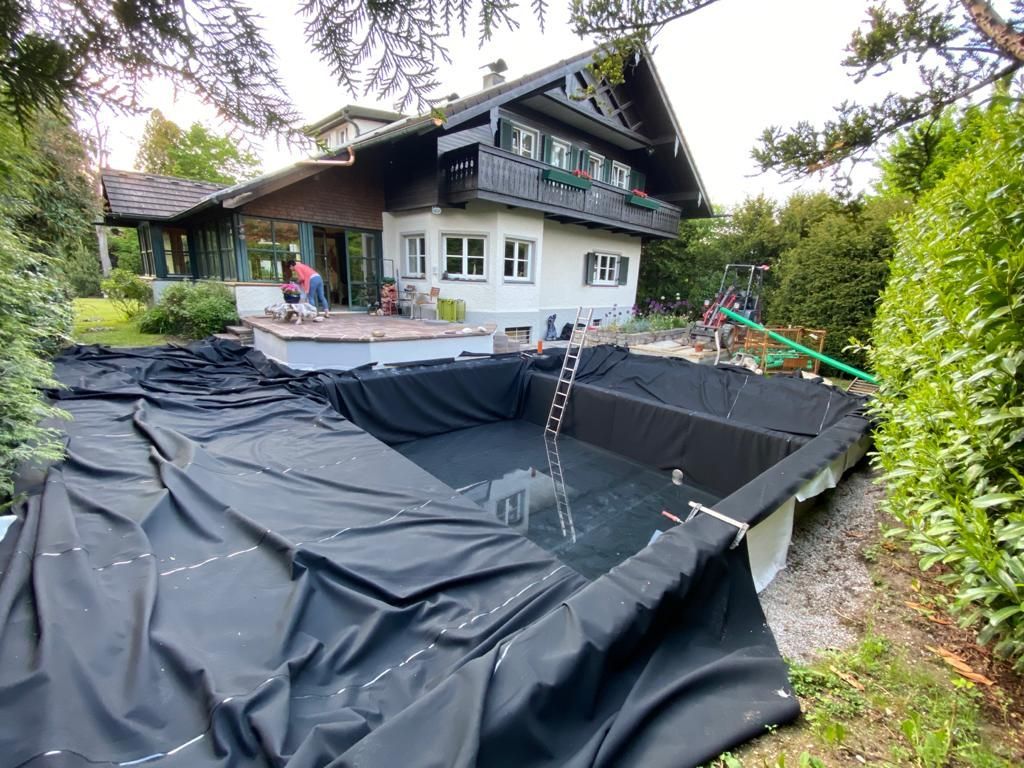 Schwimmteich wird gebaut, Foto von Martin Deuflhart