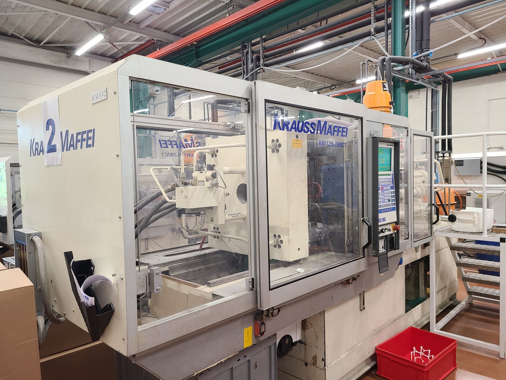 Presse à injection KM 120-390C1