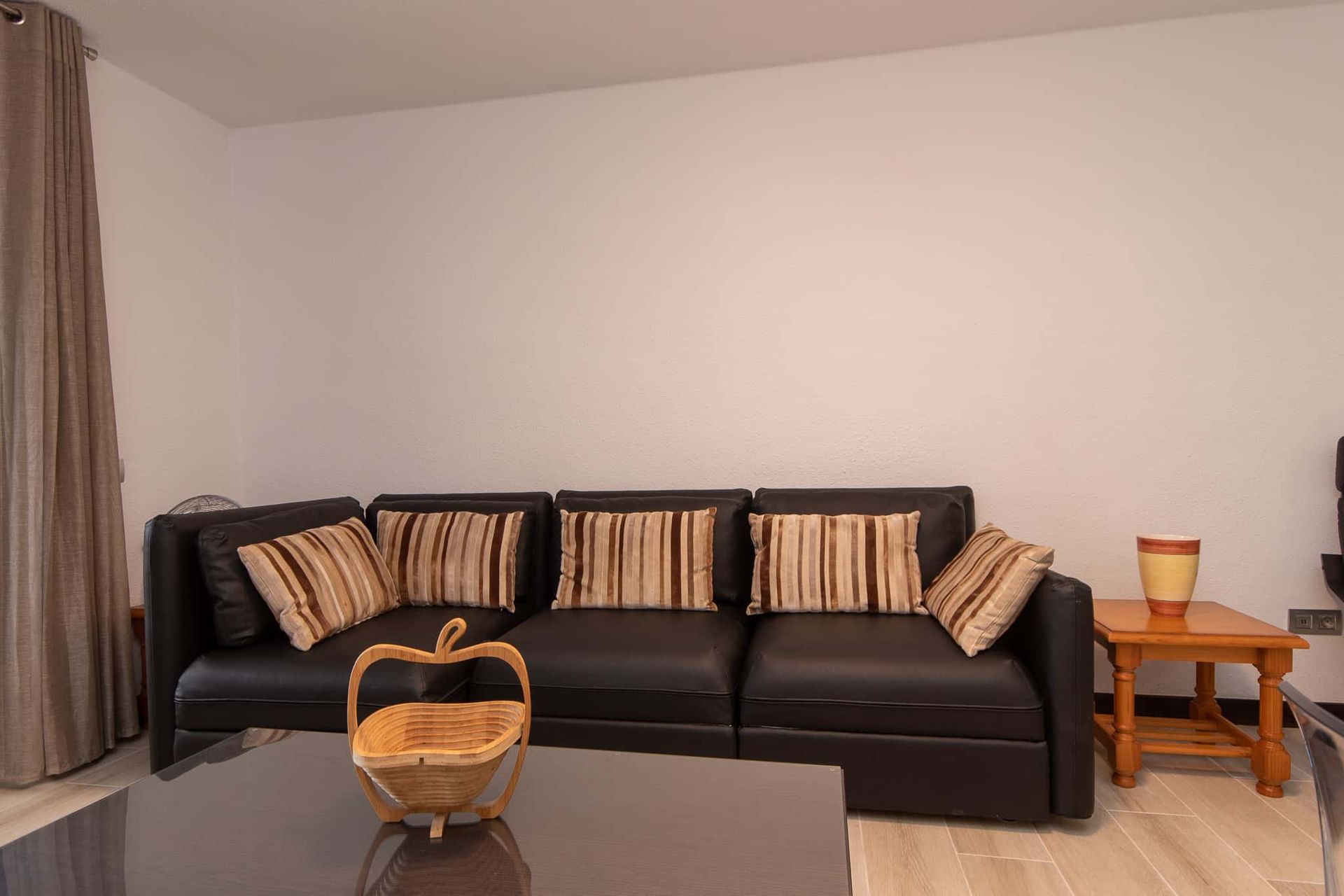 Lounge with 3-seater sofa with scatter cushions at Parque Santiago II, Playa de las Americas, Tenerife