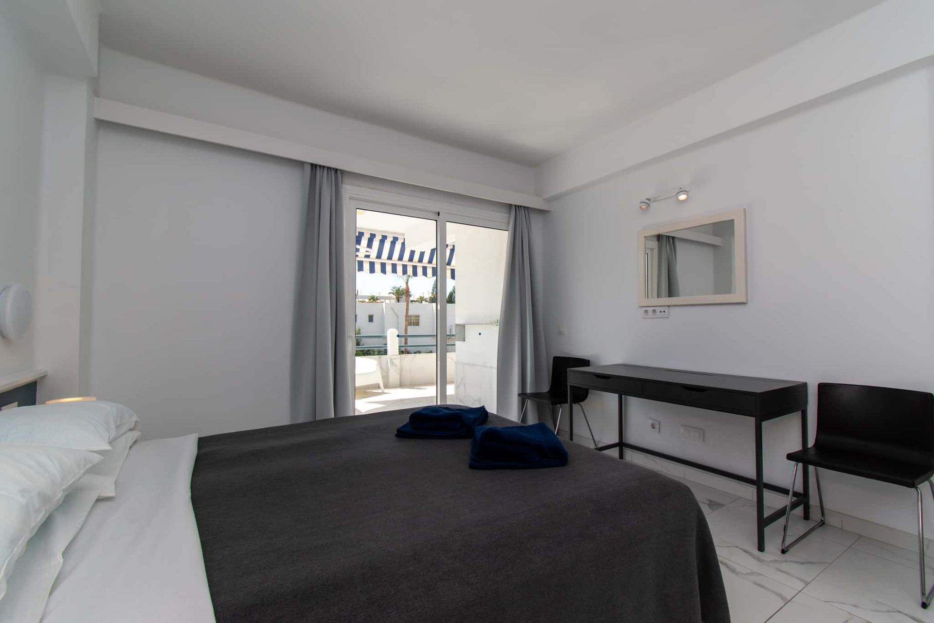 Bedroom with double bed, Club Atlantis, Costa Adeje, Tenerife.
