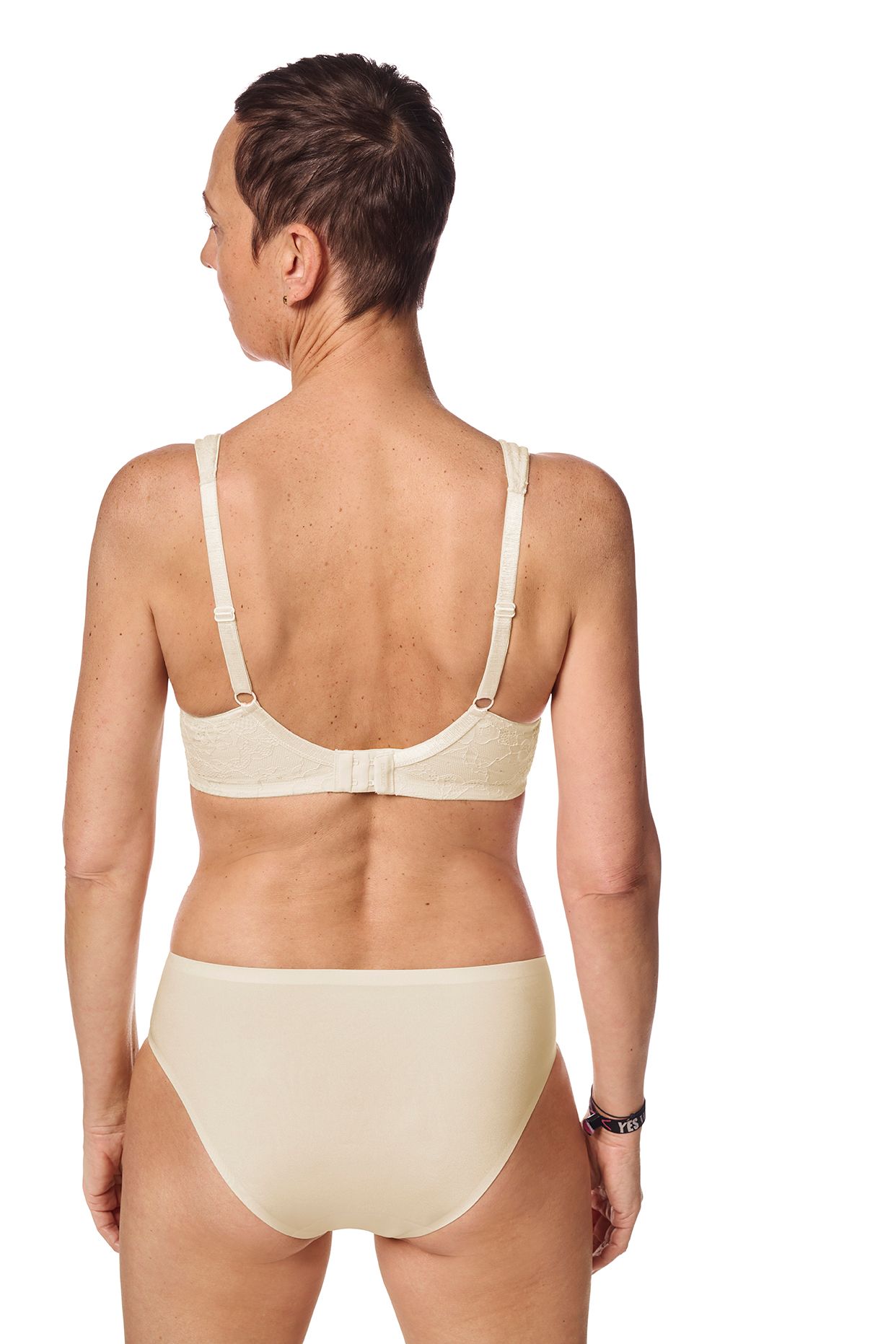 Camilla ensemble culotte et soutien-gorge arrière