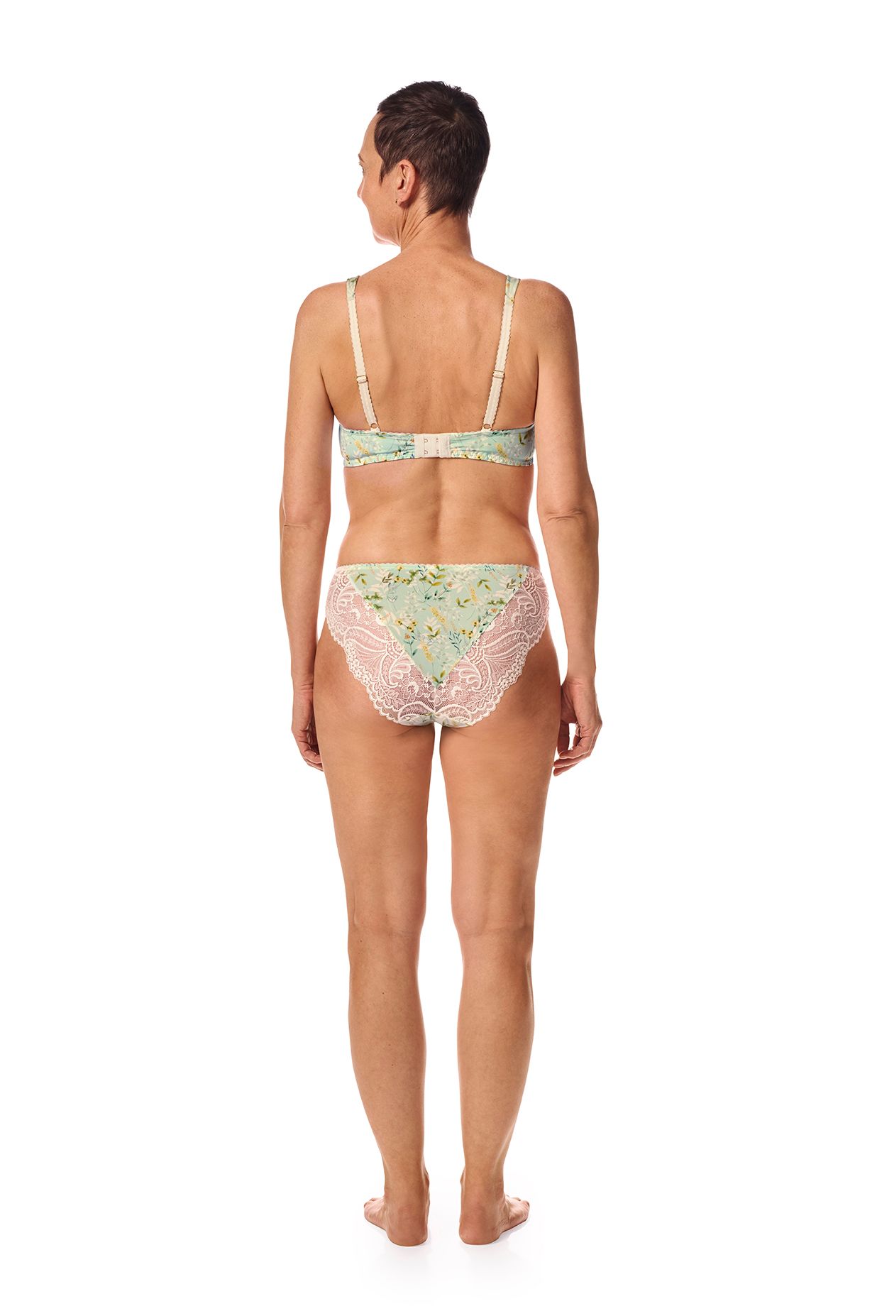 Kalina ensemble culotte et soutien-gorge derrière