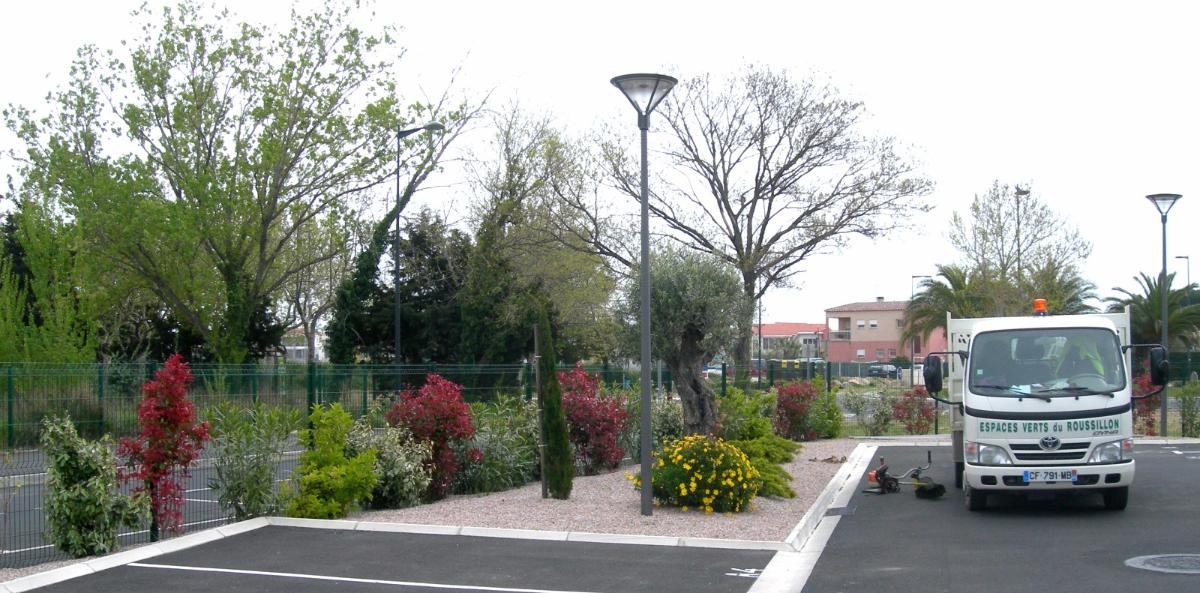 Aménagement espaces verts lotissement St Cyprien