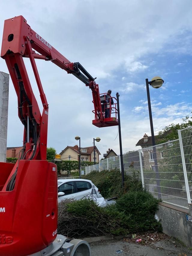 maintenance par élévateur