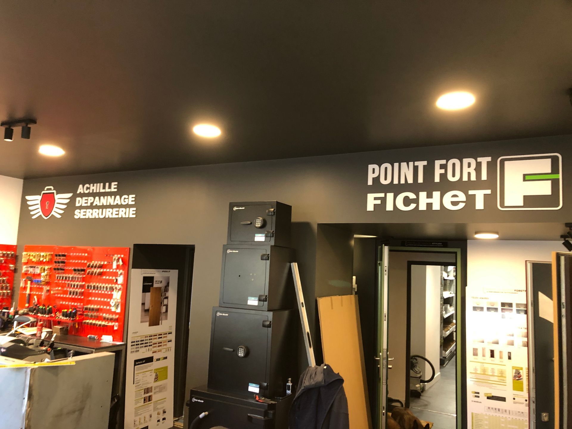 Point Fort Fichet devanture