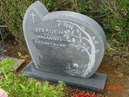 Grabinschrift Strauch Johannes Steinmetzbetrieb Josef Simon