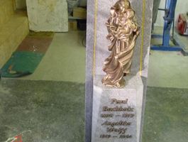 Grabinschrift Steinmetzbetrieb Josef Simon