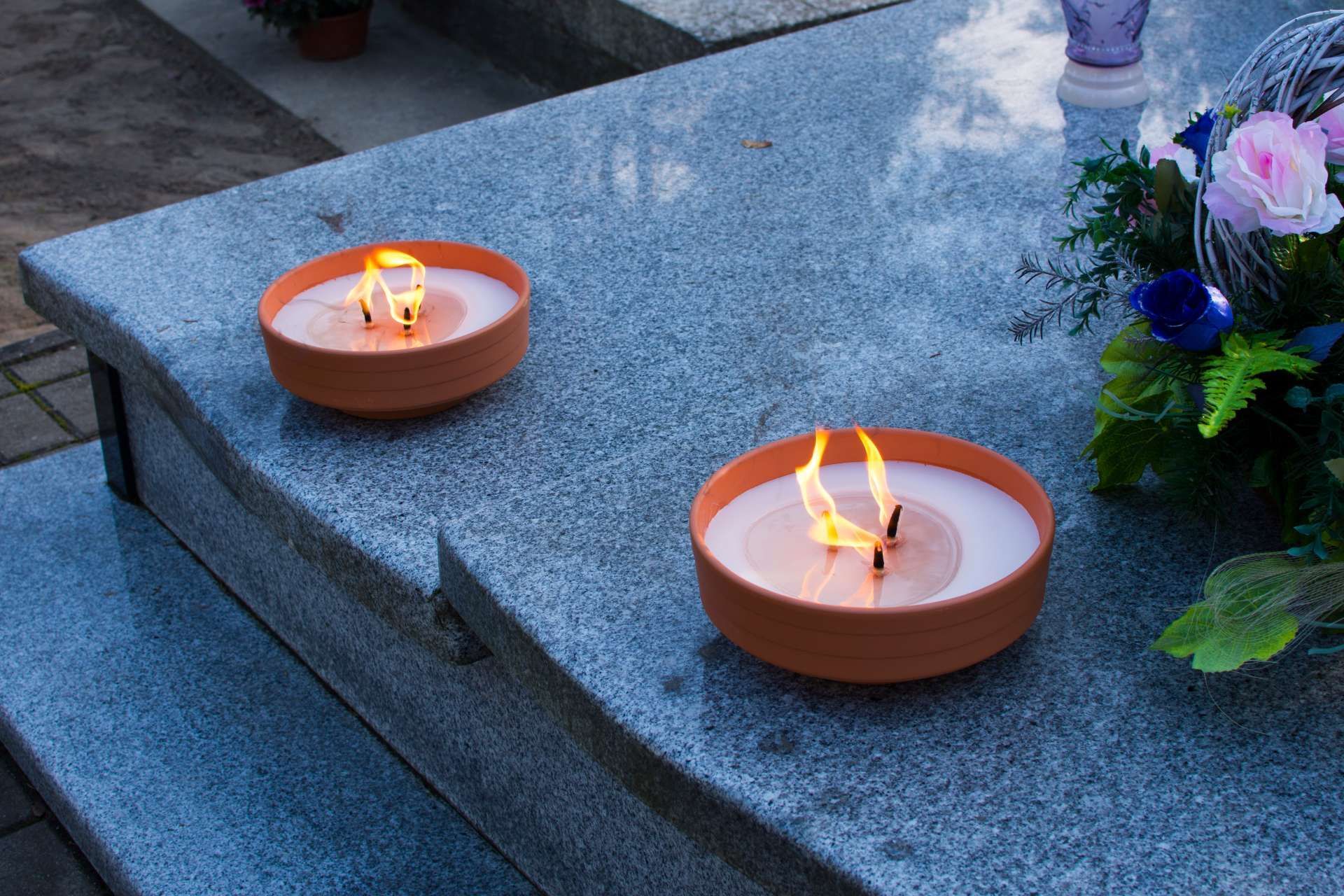 Grabmal Steinmetzbetrieb Josef Simon