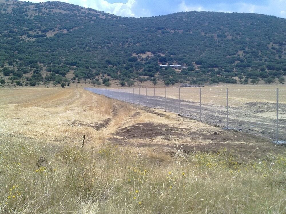 Περιφράξεις Αγροτεμαχίων - Βικελής Βασίλειος
