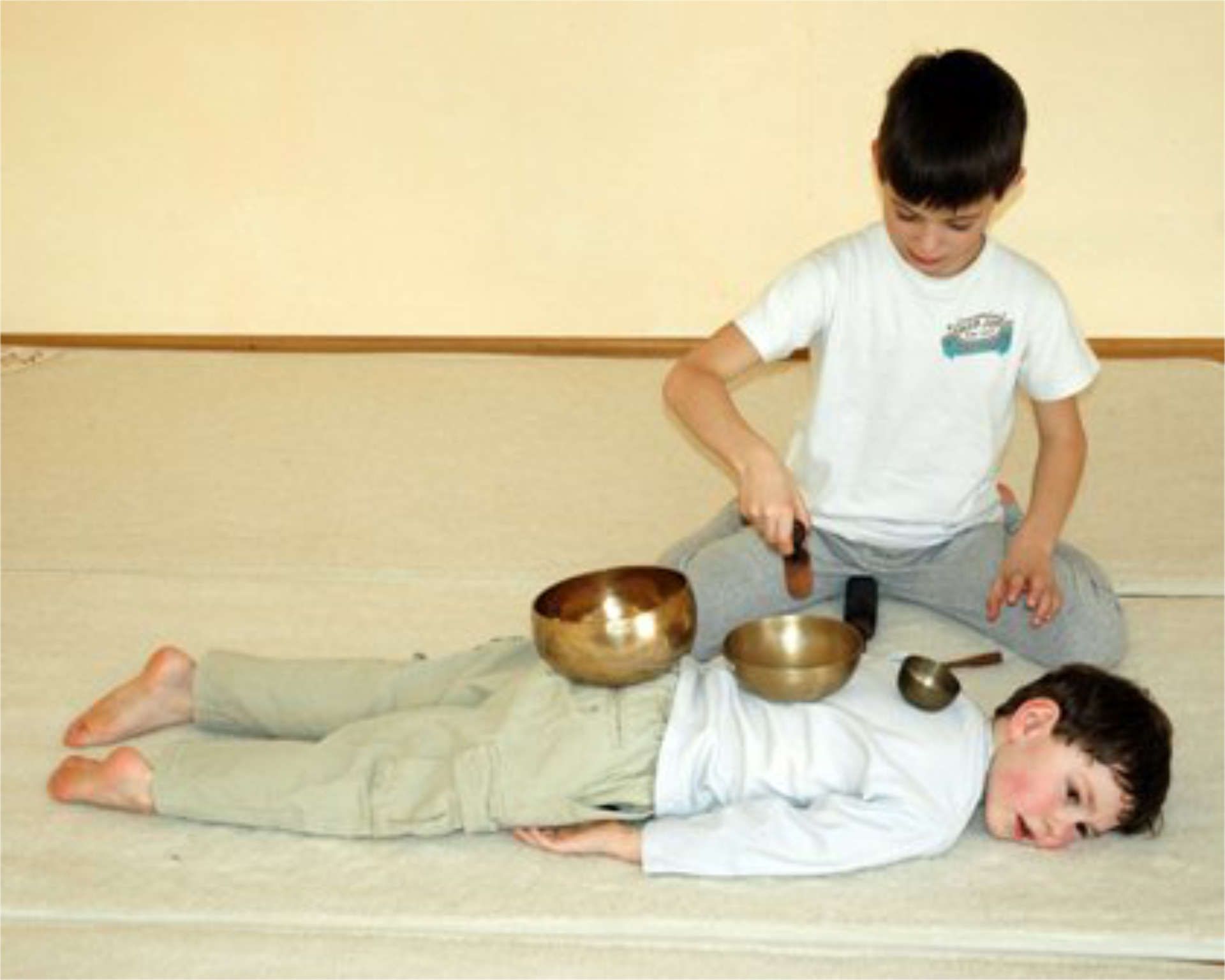 Kinderyoga Kurs mit Klangschalen