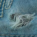 Une poche trouée ? Nathalie Durand retourhce vos vêtements à Avignon