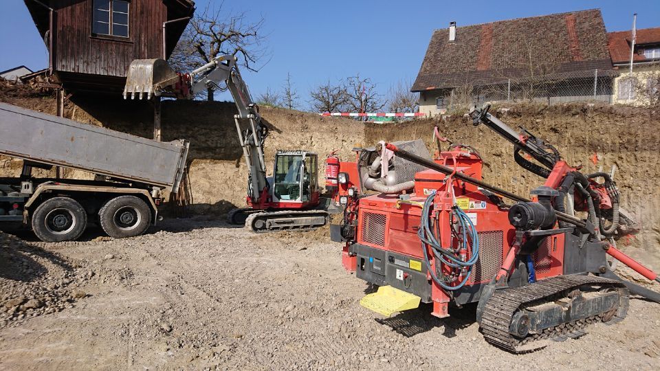 Fahrzeuge der Leuenberger Tiefbau AG