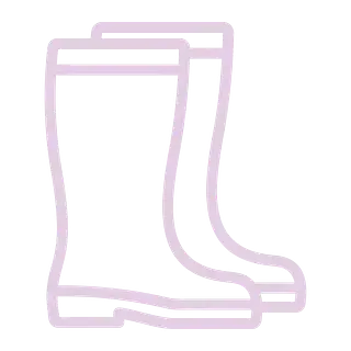 Un par de botas de lluvia de color morado sobre un fondo blanco.
