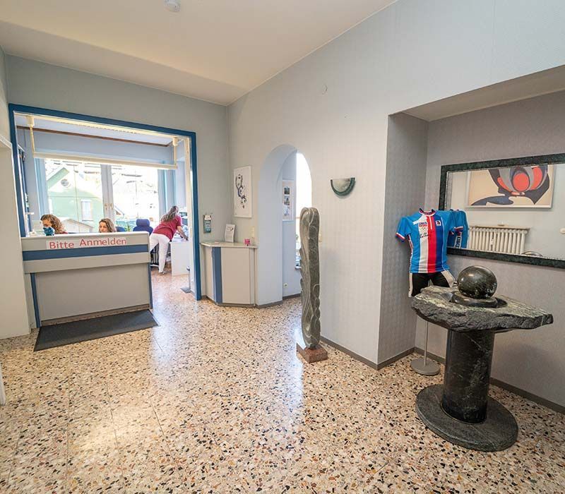 Praxis und Institut für Physikalische und Rehablilitative Medizin Schweinfurt, Anmeldung